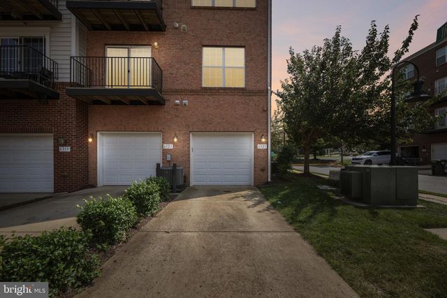 6323 IRIS MEADOW LN, Haymarket, VA 20169