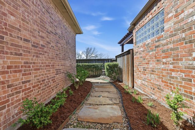 2909 White Dove Drive, Plano, TX 75093