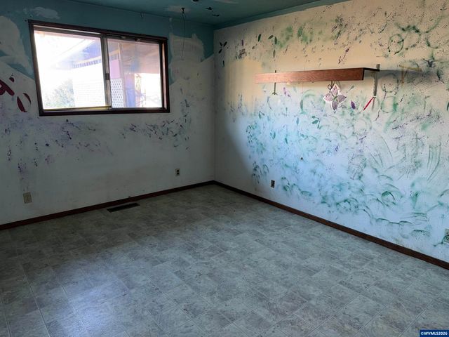 4915 Liberal Av NE, Salem, OR 97305