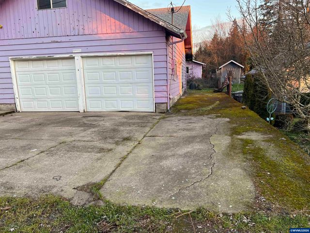 4915 Liberal Av NE, Salem, OR 97305