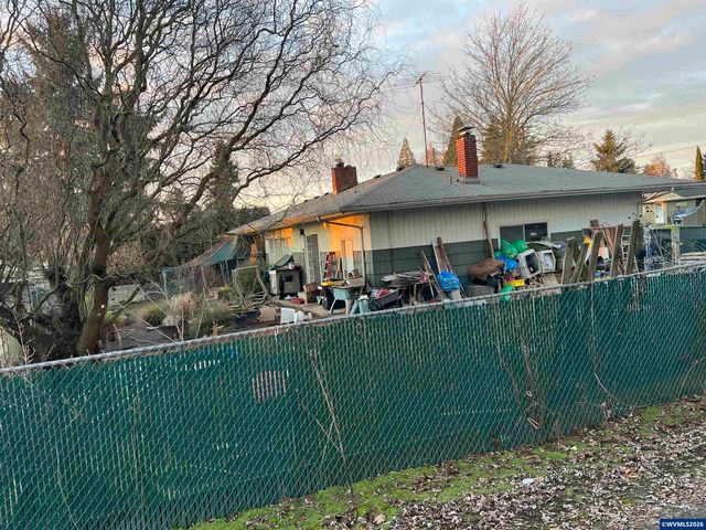 4915 Liberal Av NE, Salem, OR 97305