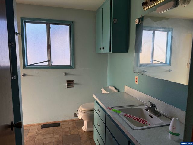 4915 Liberal Av NE, Salem, OR 97305