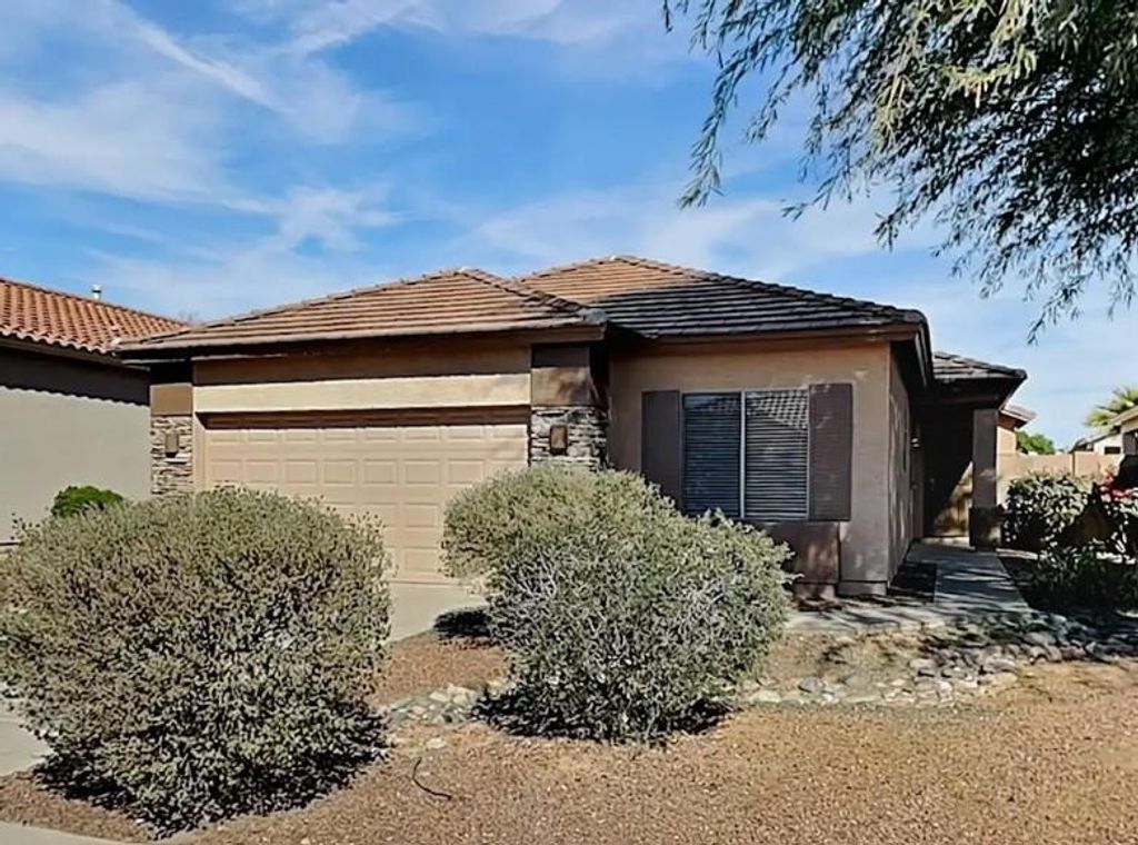 12552 W Estero Lane, Litchfield Park, AZ 85340