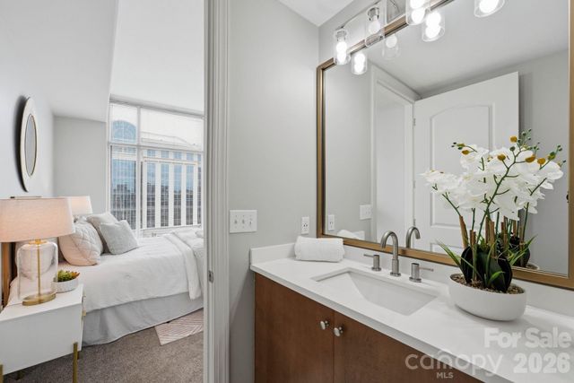 4620 Piedmont Row Drive 705, Charlotte, NC 28210
