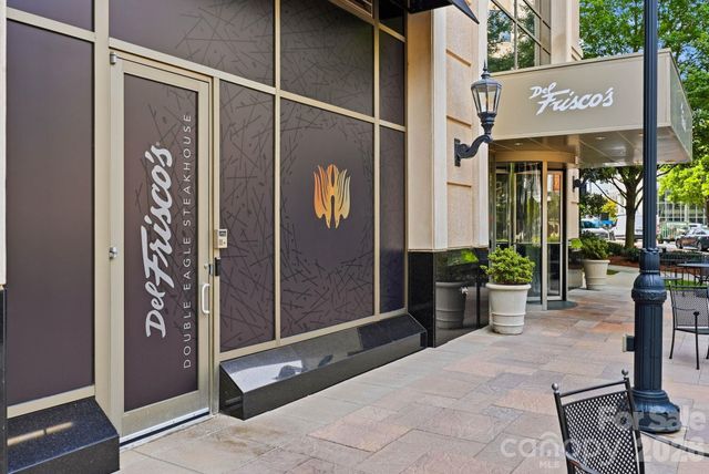 4620 Piedmont Row Drive 705, Charlotte, NC 28210