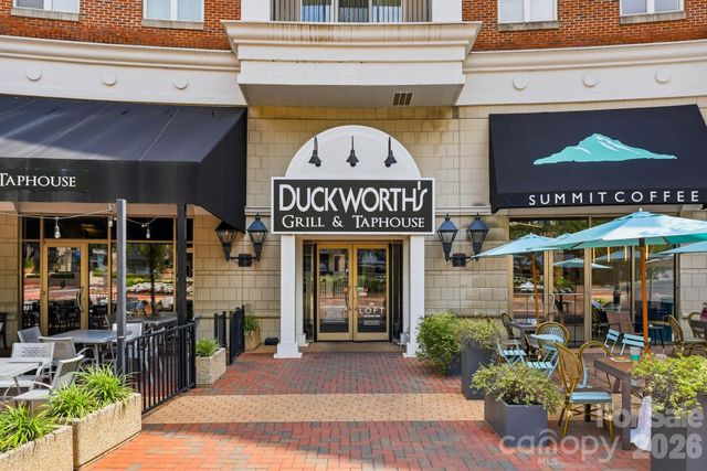 4620 Piedmont Row Drive 705, Charlotte, NC 28210