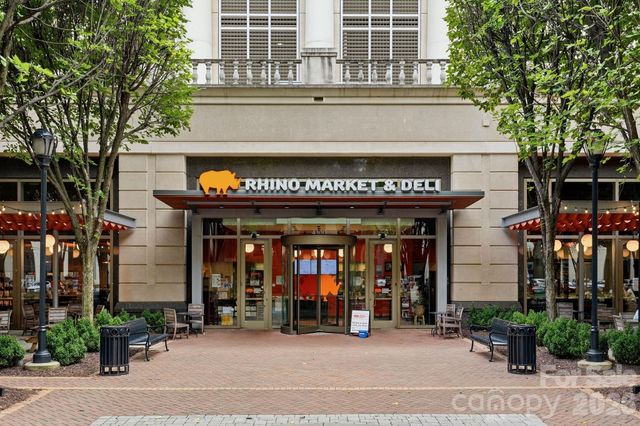 4620 Piedmont Row Drive 705, Charlotte, NC 28210
