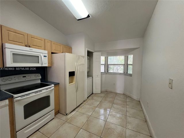 1250 SE 28th Court 203, Homestead, FL 33035
