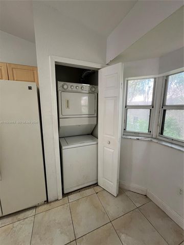 1250 SE 28th Court 203, Homestead, FL 33035