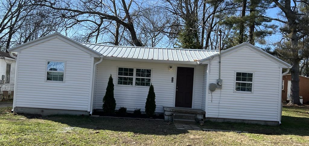316 S Maple St, Tullahoma, TN 37388