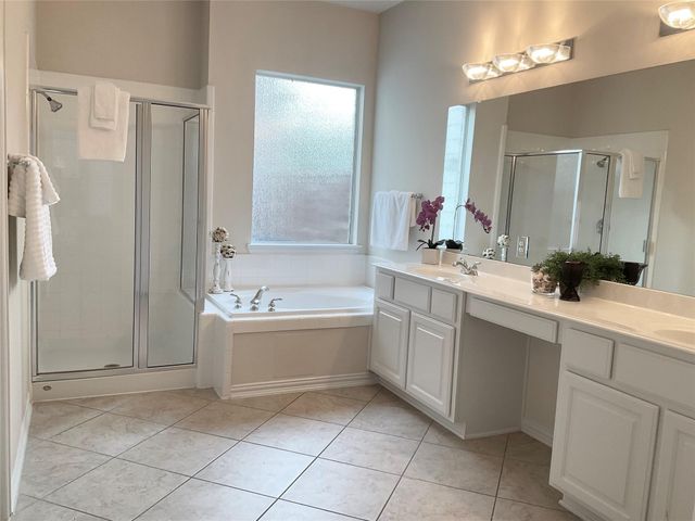 6 Dragon Hill Place, The Woodlands, TX 77381