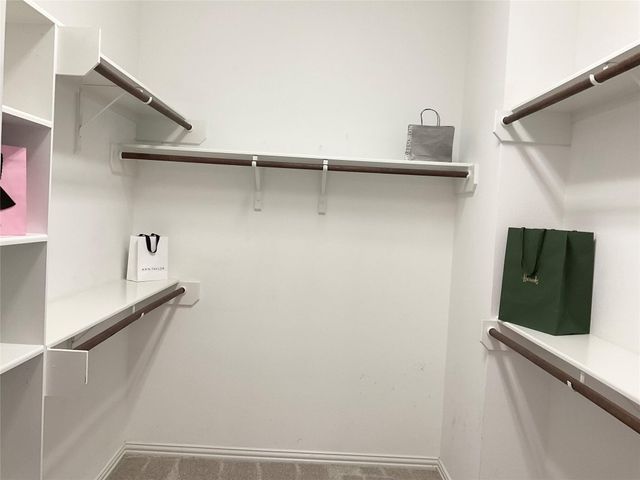 6 Dragon Hill Place, The Woodlands, TX 77381