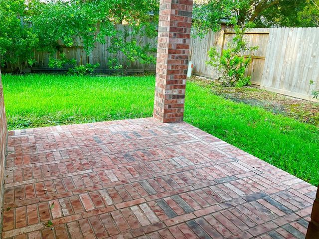 6 Dragon Hill Place, The Woodlands, TX 77381