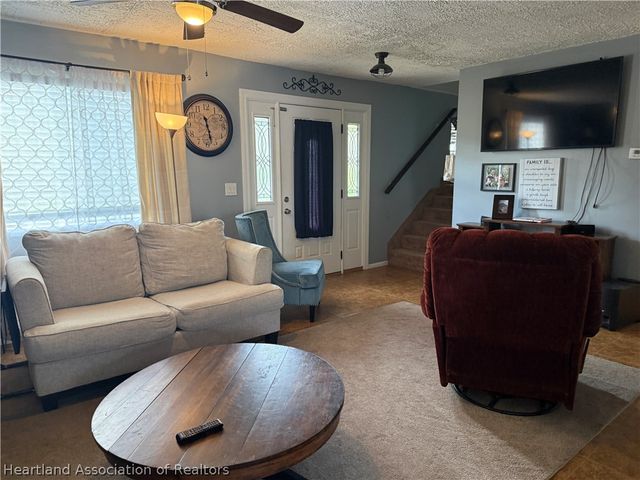 2098 N Larramore Road, Avon Park, FL 33825