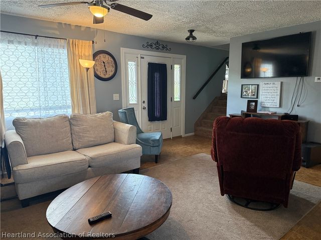 2098 N Larramore Road, Avon Park, FL 33825
