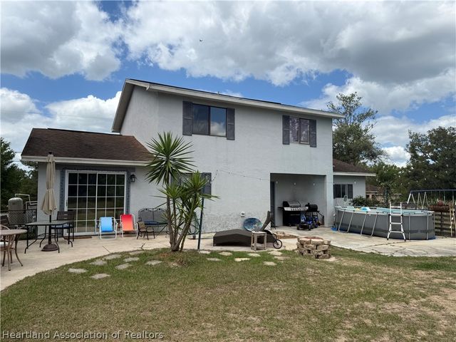 2098 N Larramore Road, Avon Park, FL 33825
