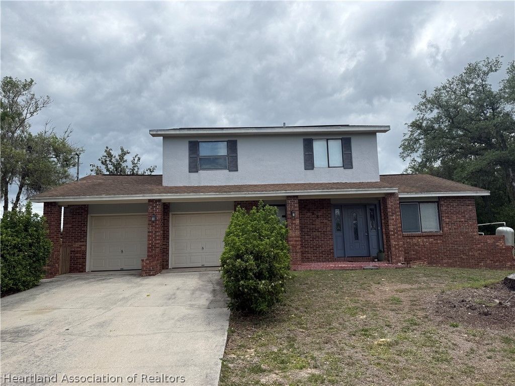 2098 N Larramore Road, Avon Park, FL 33825