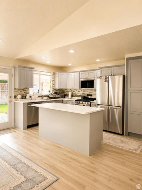 8672 S MCGINNIS LN, West Jordan, UT 84081 — photo 3
