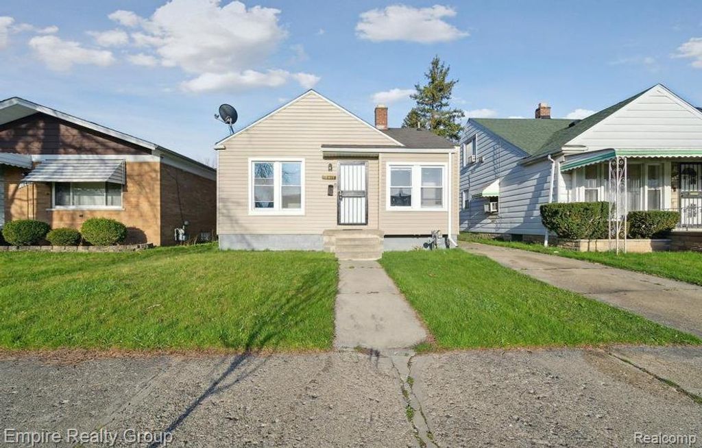 18417 Albion Street, Detroit, MI 48234