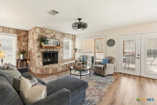 2400 Flite Acres RD, Wimberley, TX 78676