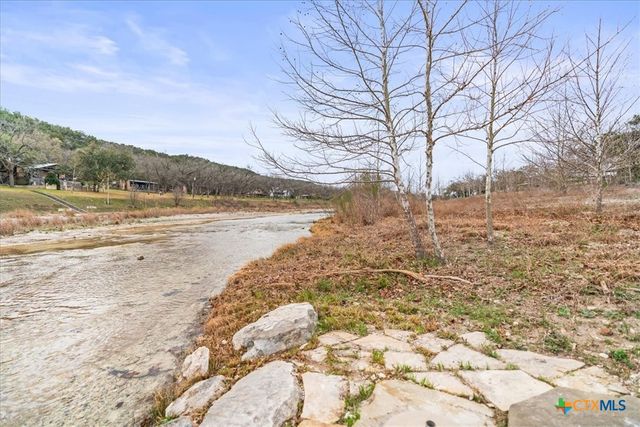 2400 Flite Acres RD, Wimberley, TX 78676