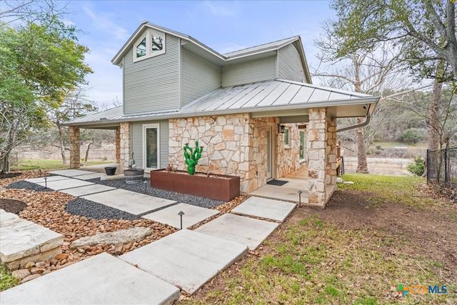 2400 Flite Acres RD, Wimberley, TX 78676