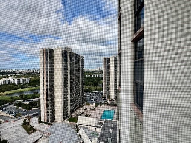 20335 W Country Club Drive 2101, Aventura, FL 33180