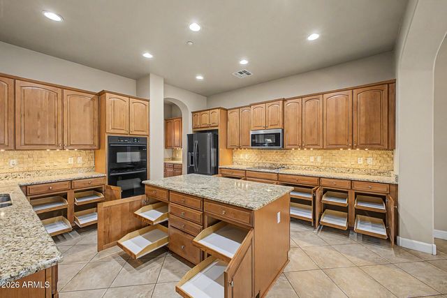 6705 W FREMONT Road, Laveen, AZ 85339