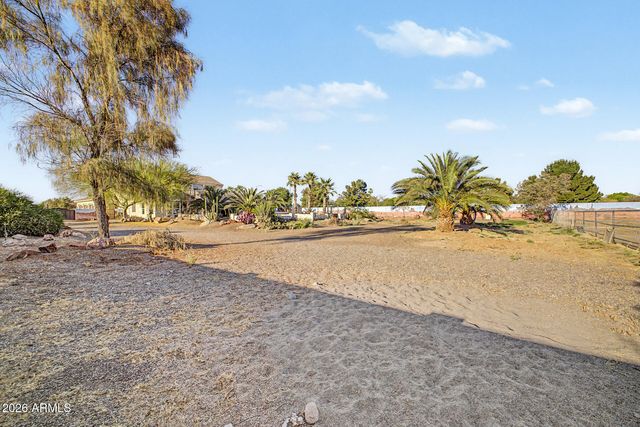 6705 W FREMONT Road, Laveen, AZ 85339