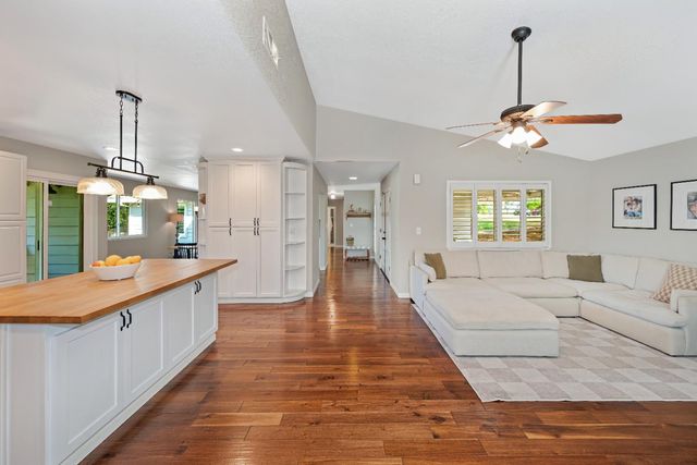 103 Rebecca Way, Folsom, CA 95630