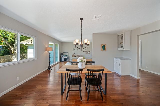 103 Rebecca Way, Folsom, CA 95630