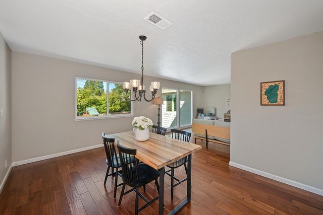 103 Rebecca Way, Folsom, CA 95630