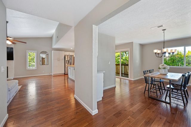 103 Rebecca Way, Folsom, CA 95630