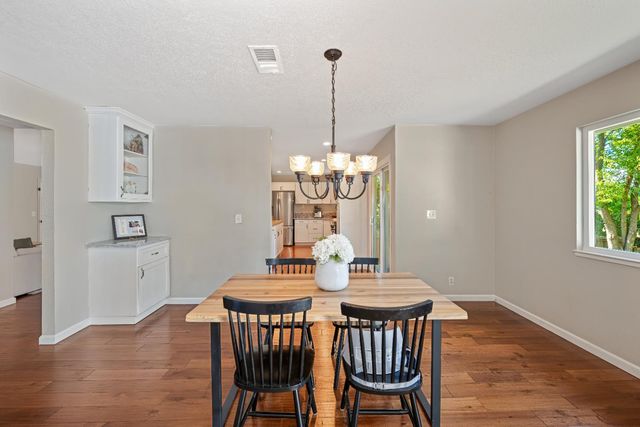 103 Rebecca Way, Folsom, CA 95630