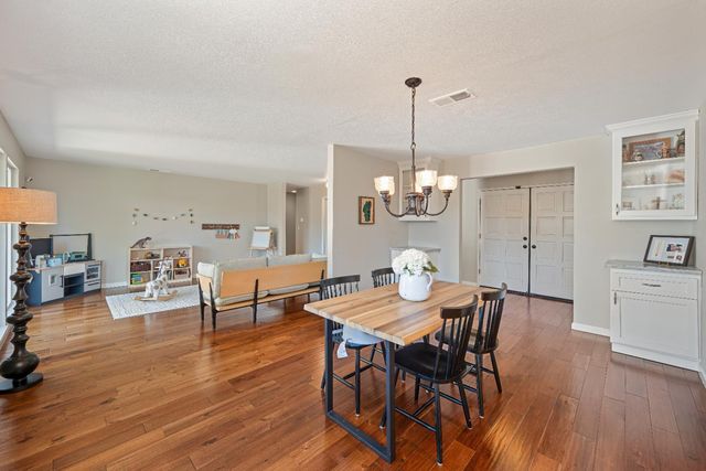 103 Rebecca Way, Folsom, CA 95630