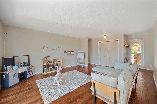 103 Rebecca Way, Folsom, CA 95630