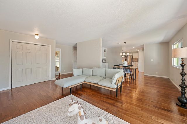 103 Rebecca Way, Folsom, CA 95630