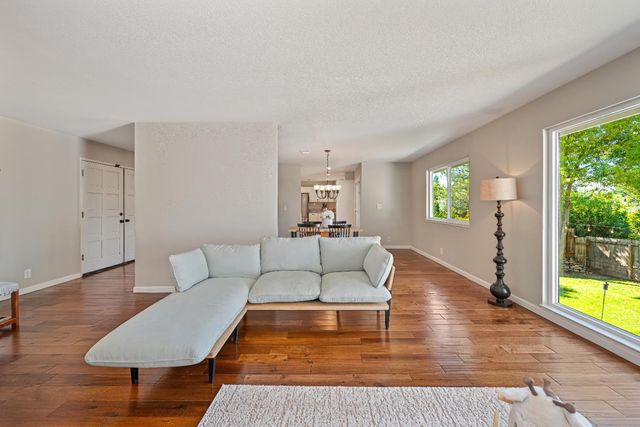 103 Rebecca Way, Folsom, CA 95630