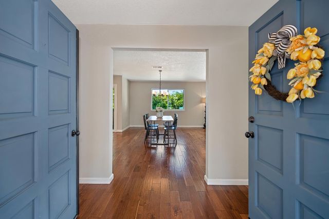 103 Rebecca Way, Folsom, CA 95630