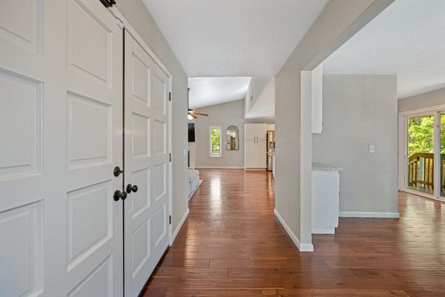 103 Rebecca Way, Folsom, CA 95630