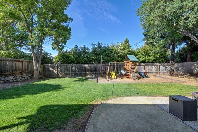 103 Rebecca Way, Folsom, CA 95630