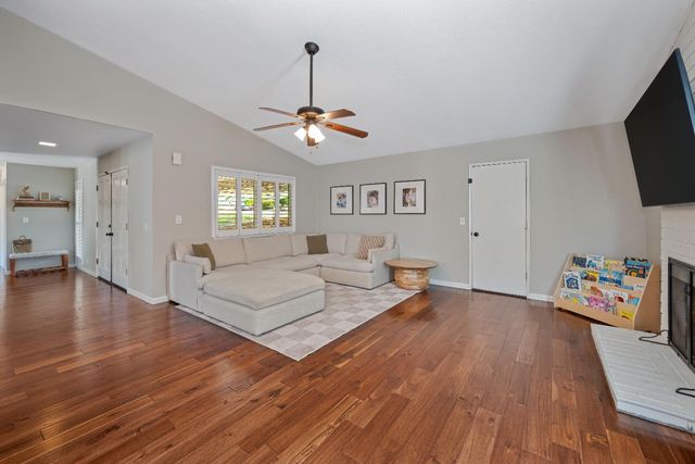 103 Rebecca Way, Folsom, CA 95630