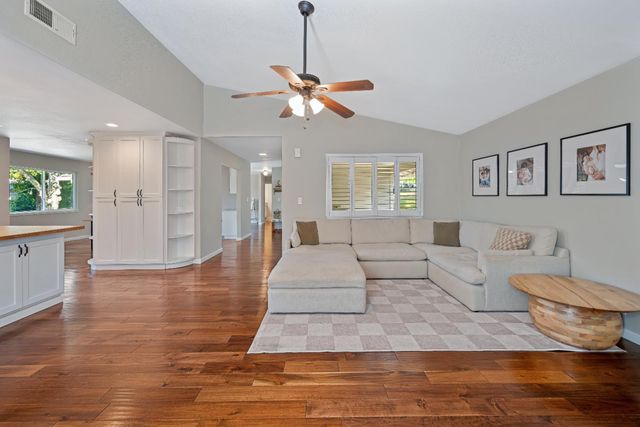 103 Rebecca Way, Folsom, CA 95630