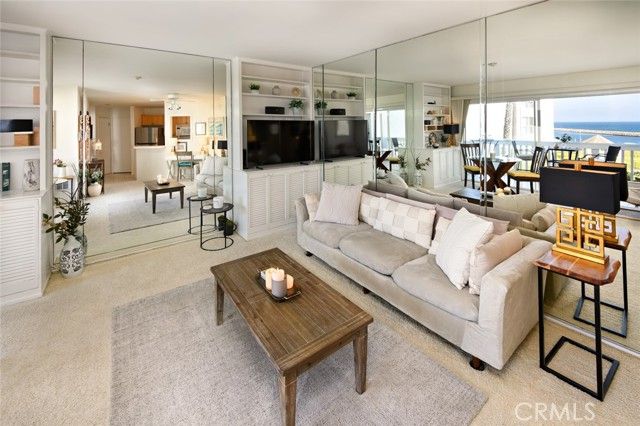 620 The Village 210, Redondo Beach, CA 90277