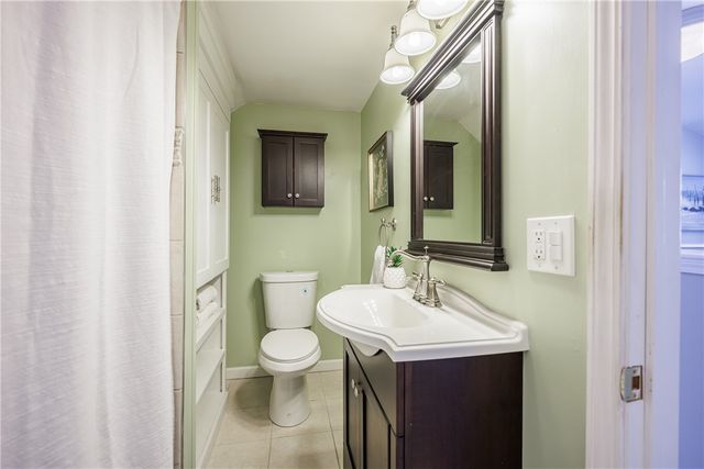 128 Lake Breeze Park, Irondequoit, NY 14622