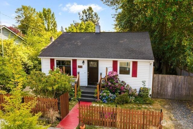 535 S Henderson Street, Seattle, WA 98108