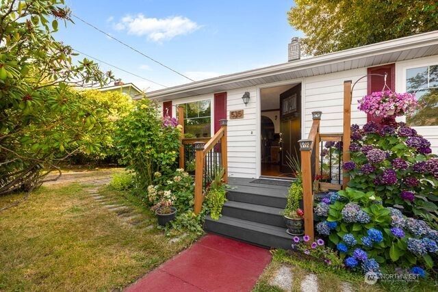 535 S Henderson Street, Seattle, WA 98108