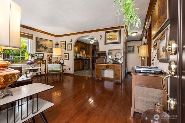 535 S Henderson Street, Seattle, WA 98108
