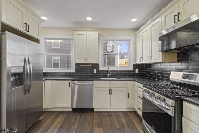 92 Harrison Pl, Irvington Twp., NJ 07111