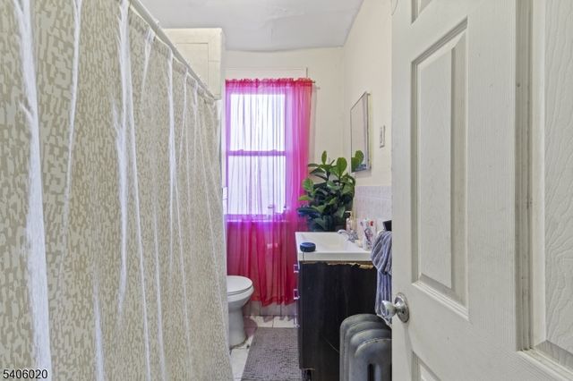 92 Harrison Pl, Irvington Twp., NJ 07111